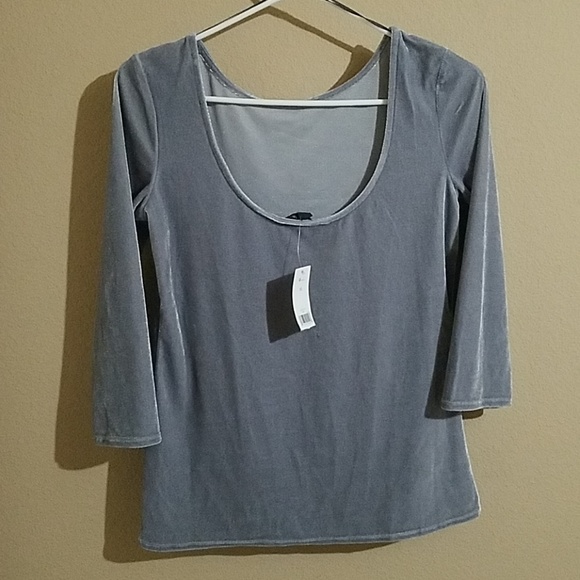 5/$40 NWT Banana Republic Velvet Ballet Back Top - Picture 3 of 6